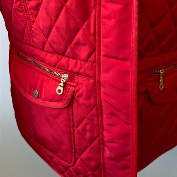 Women's Talbots Red Quilted Jacket with Snap Closure Medium - Picture 3 of 8